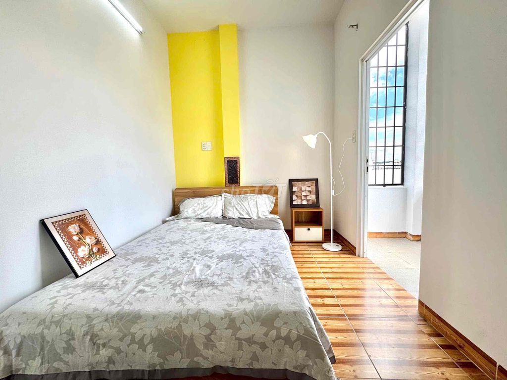 Rent the open-salt balconies suite.