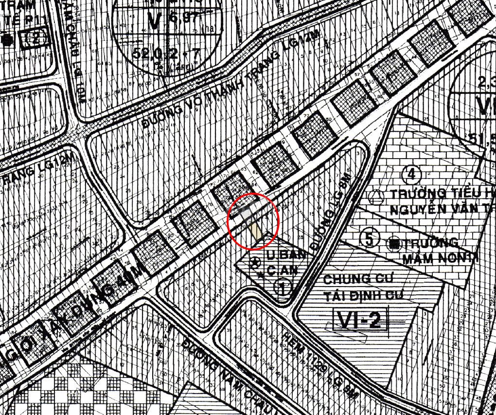 The 59 Tái Thiết Inn nears 7th of Tân Bình.