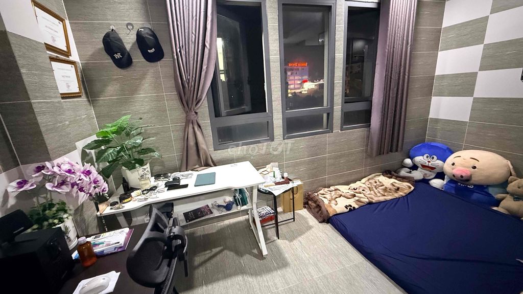 Two-room kitchen service apartment.