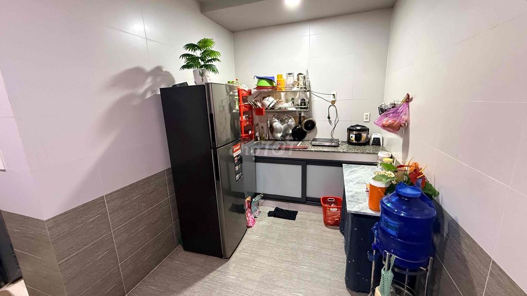 Two-room kitchen service apartment.