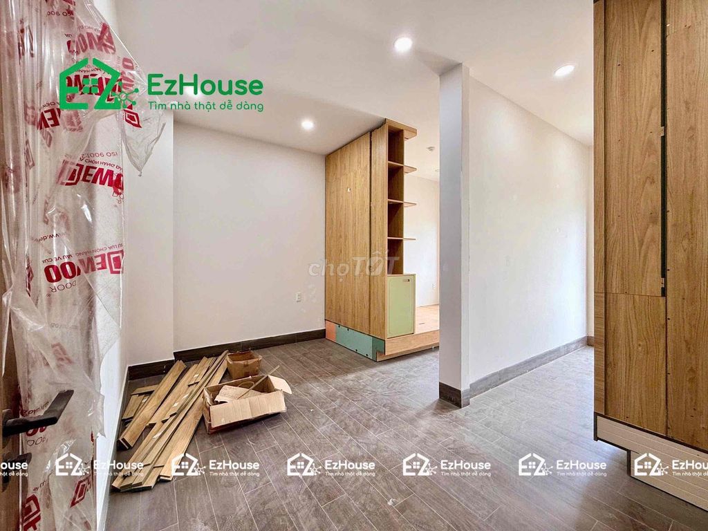 Two new bedrooms are set up in United Nguyễn Oanh.