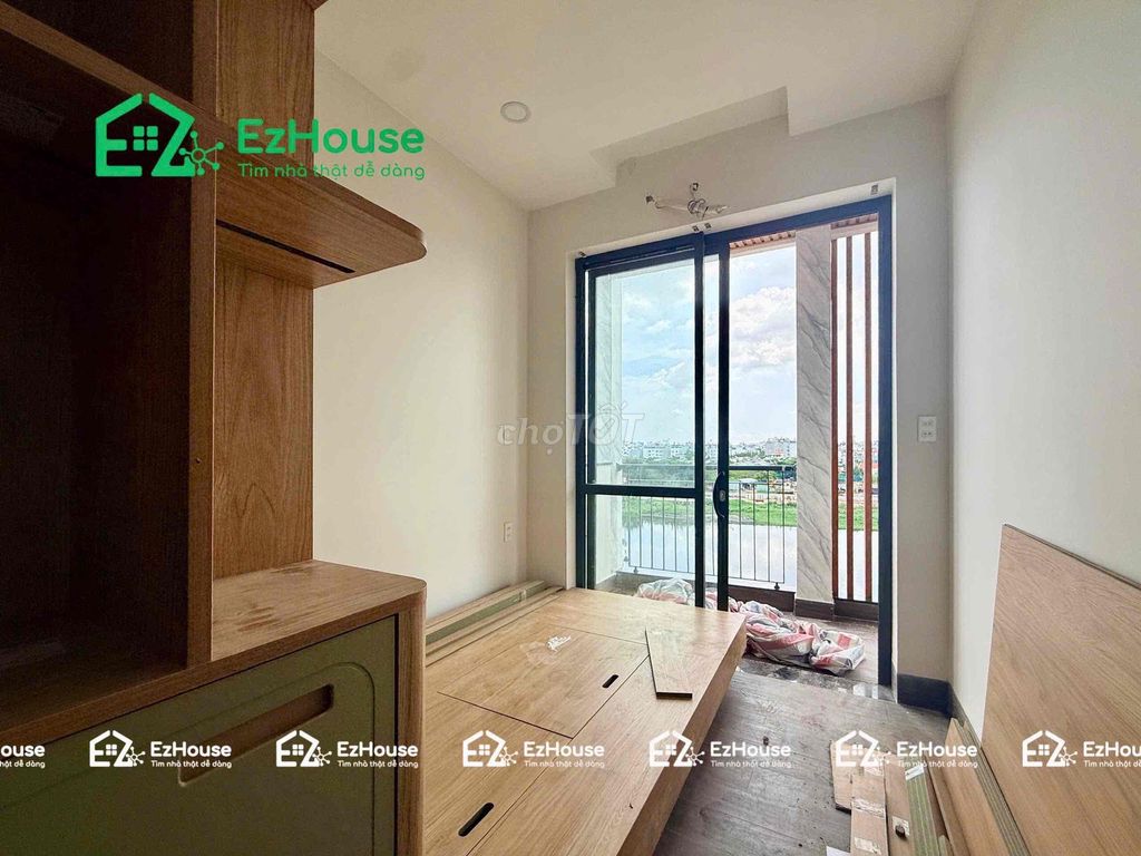 Two new bedrooms are set up in United Nguyễn Oanh.