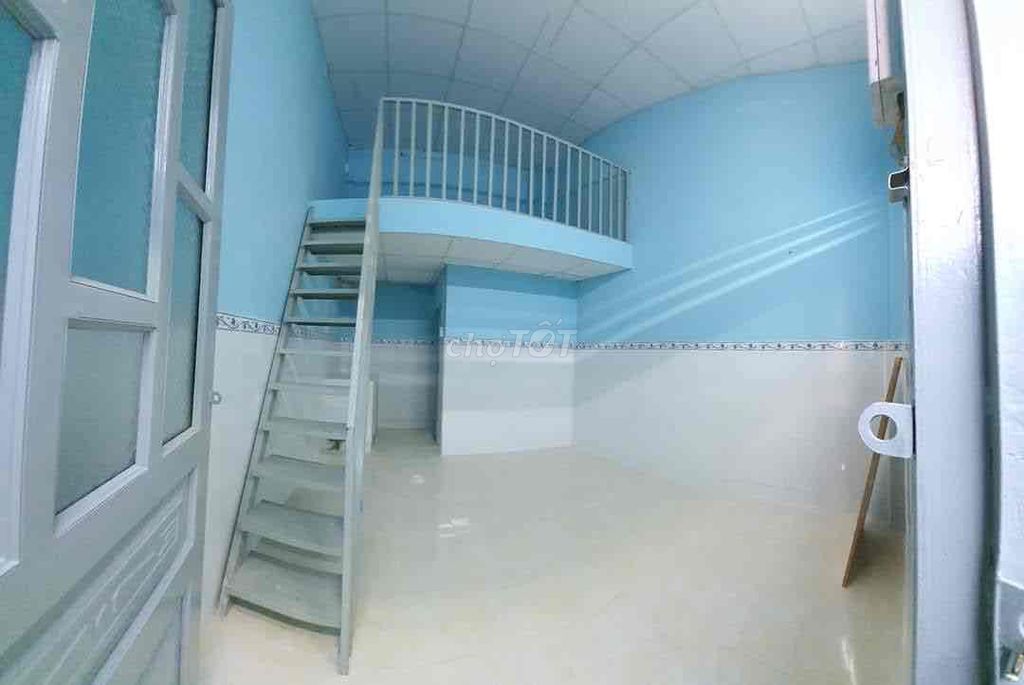 Rent a room at Nguyễn Xí. Security inn.