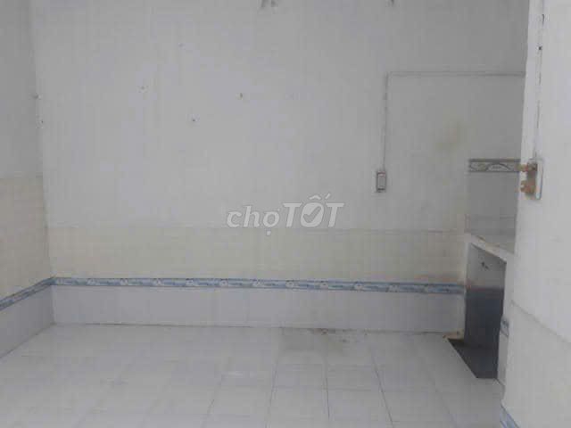 Qq Street Inn, Peace Hall A, Bình Tân ground, quiet