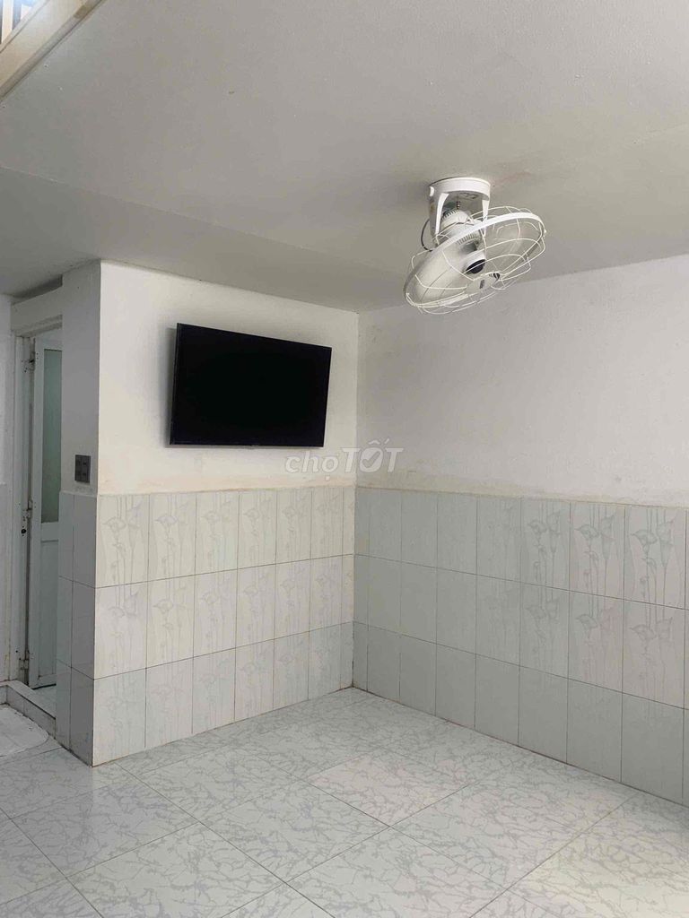 A full interior room 28/9 số 4 Thạnh Mỹ Lợi Street (710)