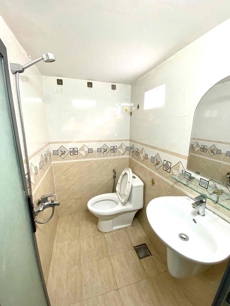 renting rooms full of furniture - convenient through the University of London