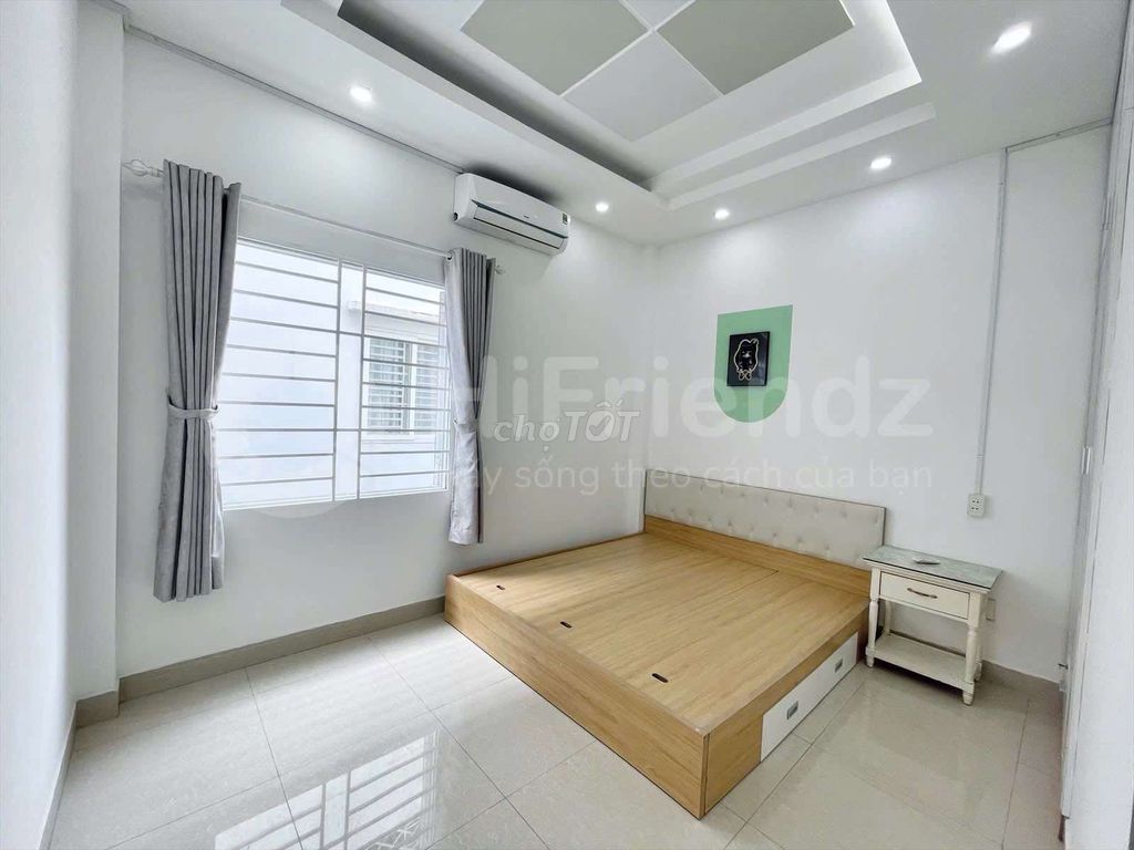 Lê Đức Thọ Front Room