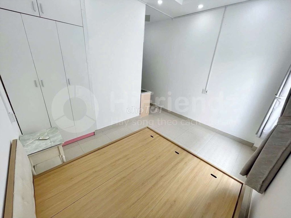 Lê Đức Thọ Front Room