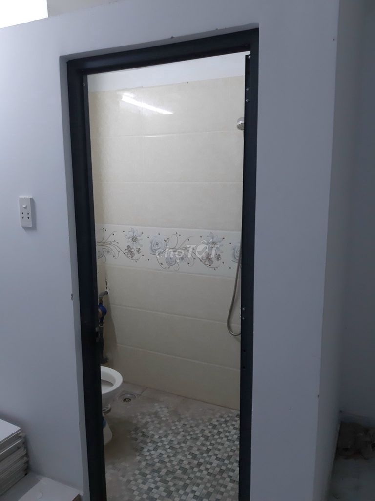 Room for students who rent 20 meters near the Level Y Bridge.