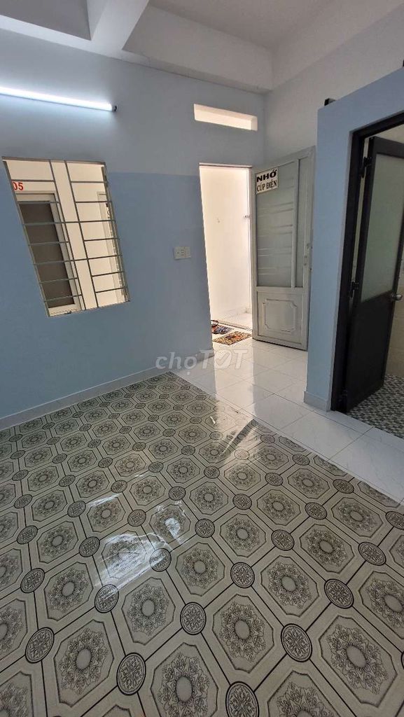 Room for students who rent 20 meters near the Level Y Bridge.
