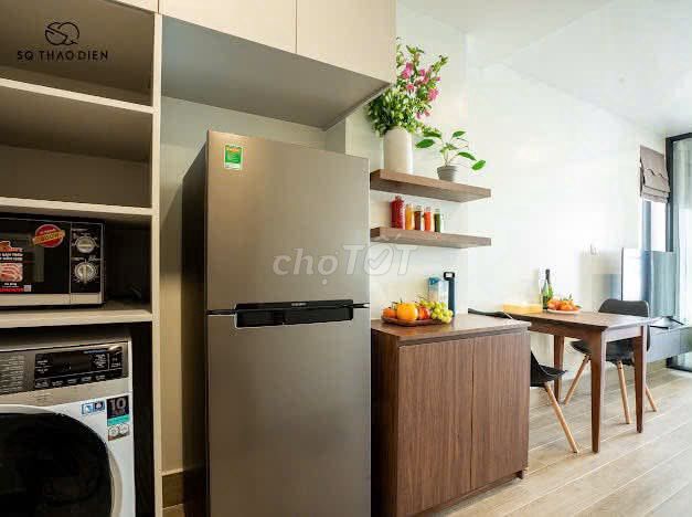A two-way bedroom right into the 1st district. Two is extremely convenient.