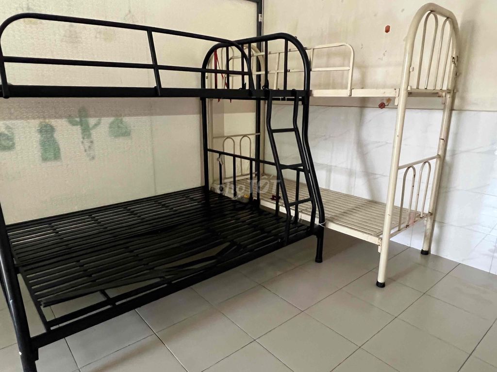 Room wide, Kha Vạn Cân Front