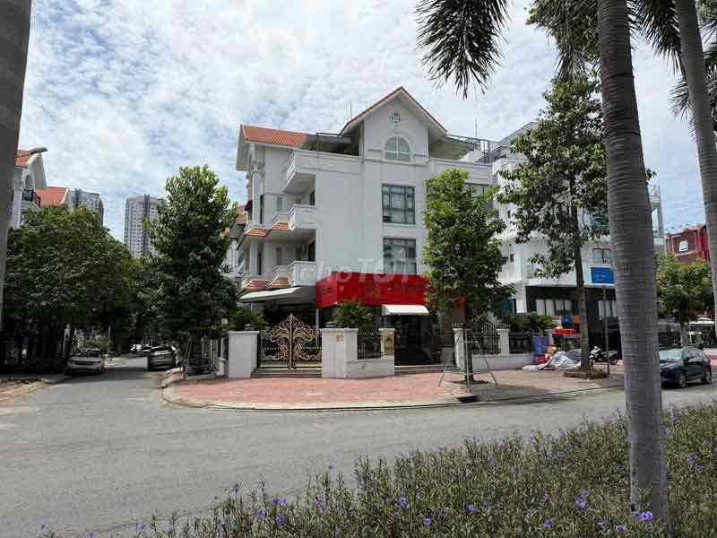 Rent the two-sided mansion Him Lam - 900 m2 floors - Kris vp showroom