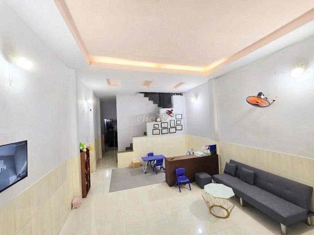 9 Linh Tây Street 1 st 1 st floor 1 3th floor 2 toilets at 10.5 million near the ruin.