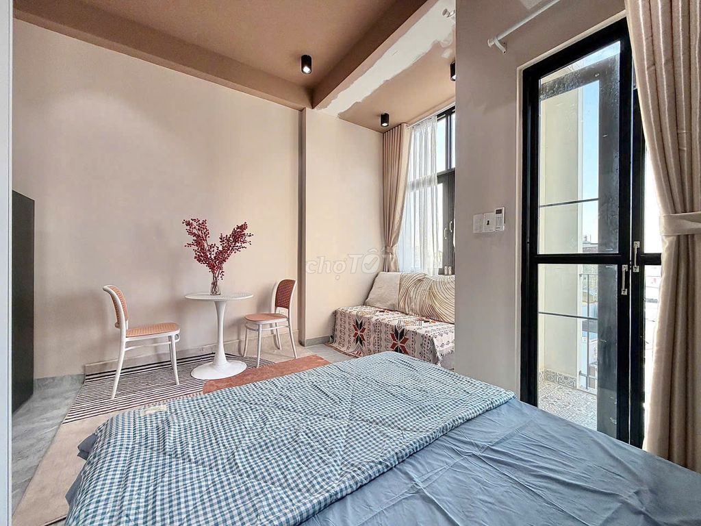 LÝ TUỆ Tân Phú balcony studio