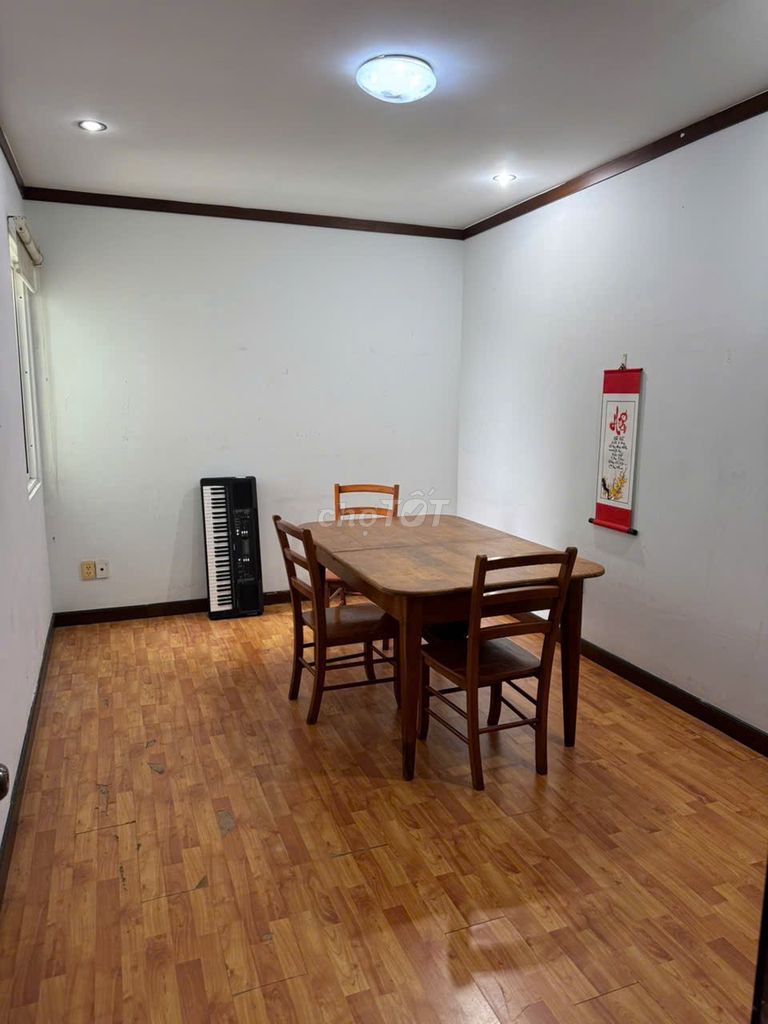 The owner needs to rent a Quốc Cường Gia Lai 1 apartment.