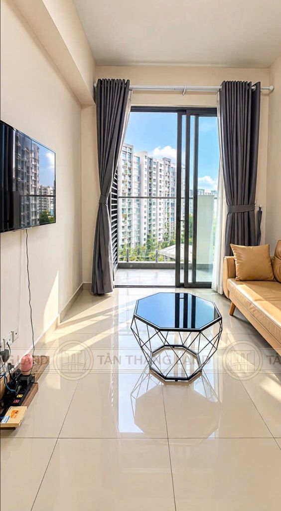 The apartment's empty right now, Celadon City, two bedrooms, two toilets, balconys, Full interior.