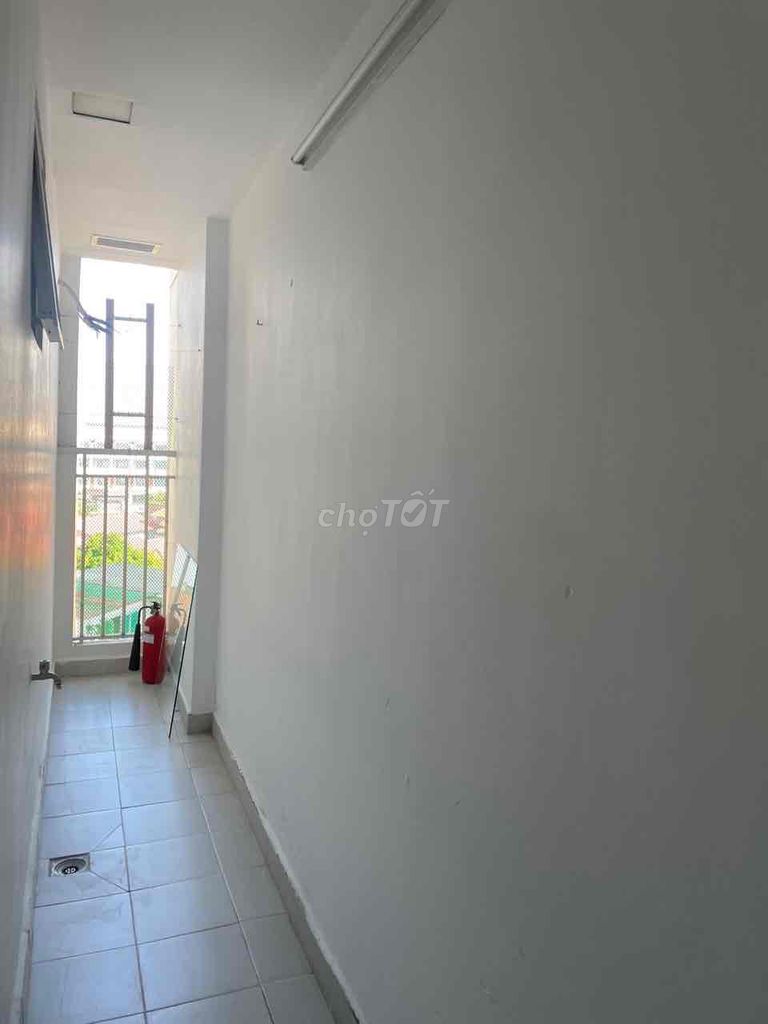 Rent a two-room apartment. Two new day toilets.