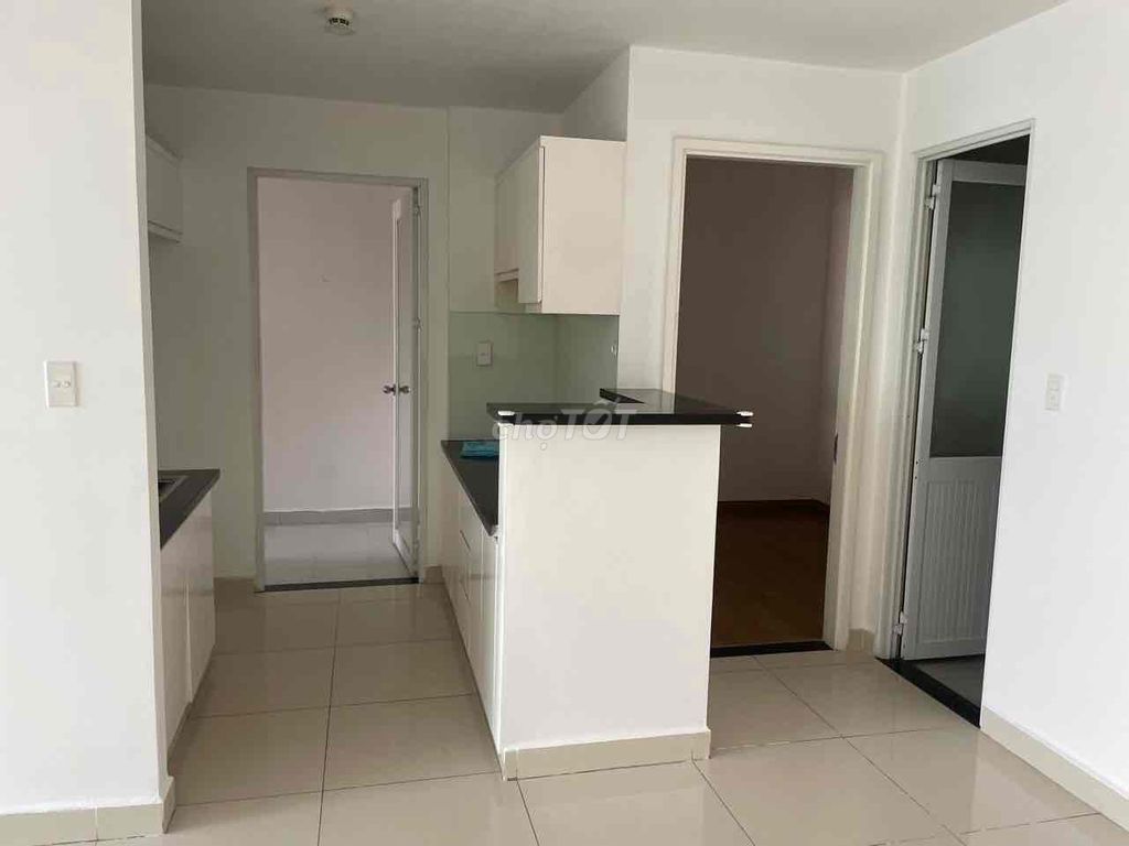 Rent a two-room apartment. Two new day toilets.