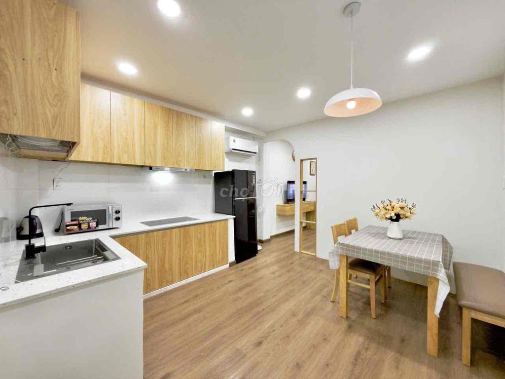 Rent an apartment full of interiors in area Hồng Hà, Tân Bình.