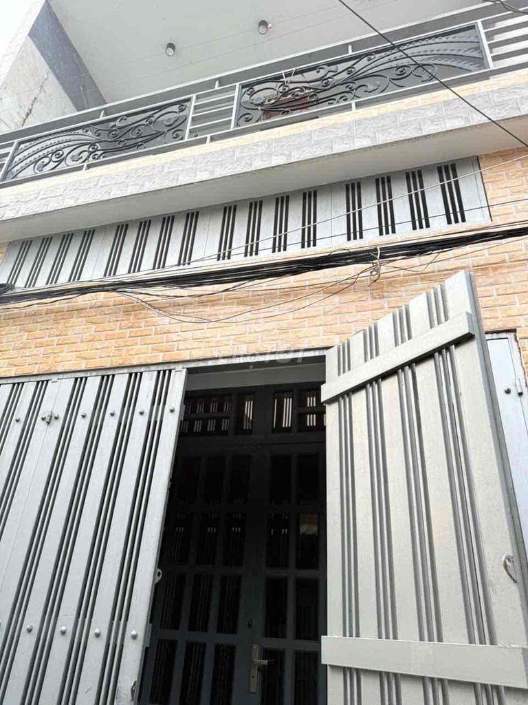 Rent a new house all the way to the clean market, right now with a clean price.