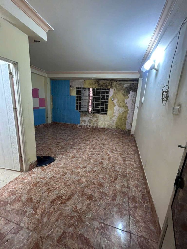 The long-term rent is cheap.