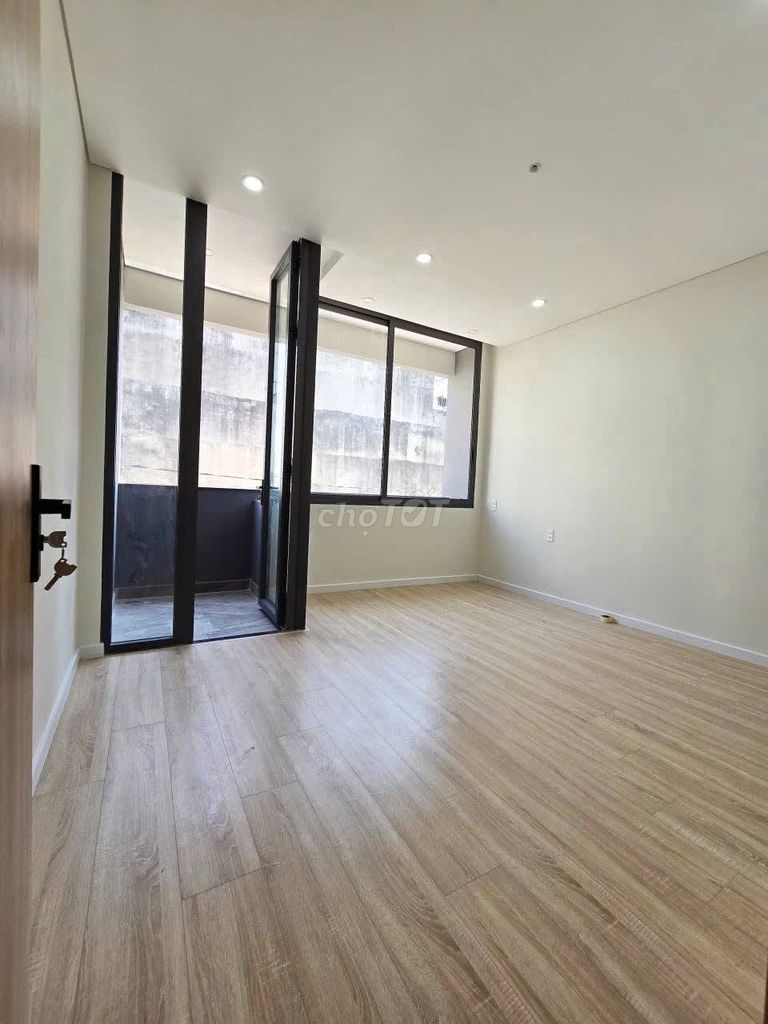Rent a new house 100 percent next to marketing financials.