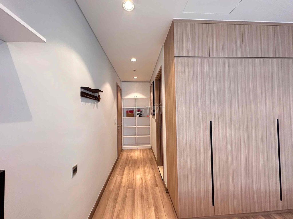 Rent the high-end apartment the horzon .