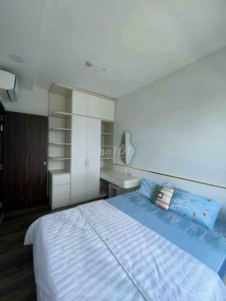 Overriding for the The PegaSuite 2 Rent View house 24/7 Ready