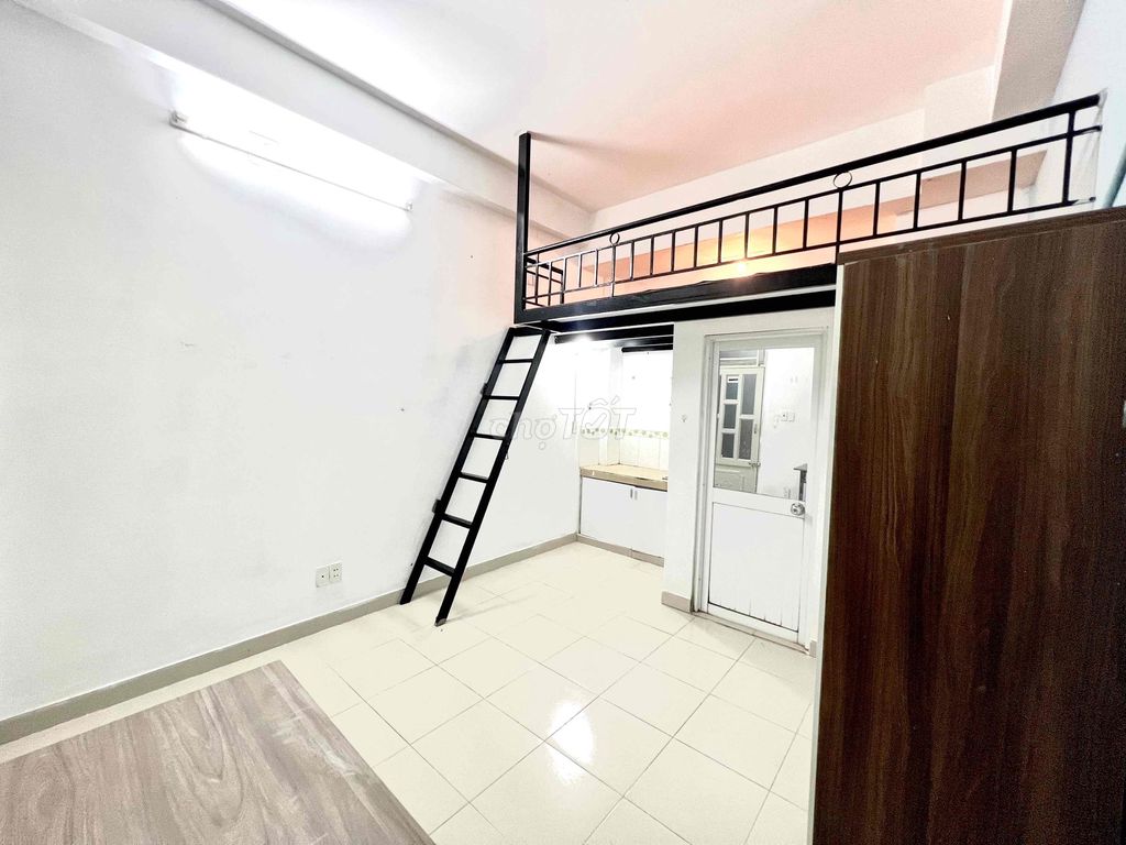 Bình Thạnh student hotel.