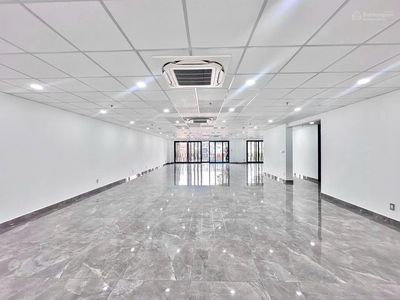 Lê Trung Nghĩa office. K300. 8 X20 M. vault - 5 stories.