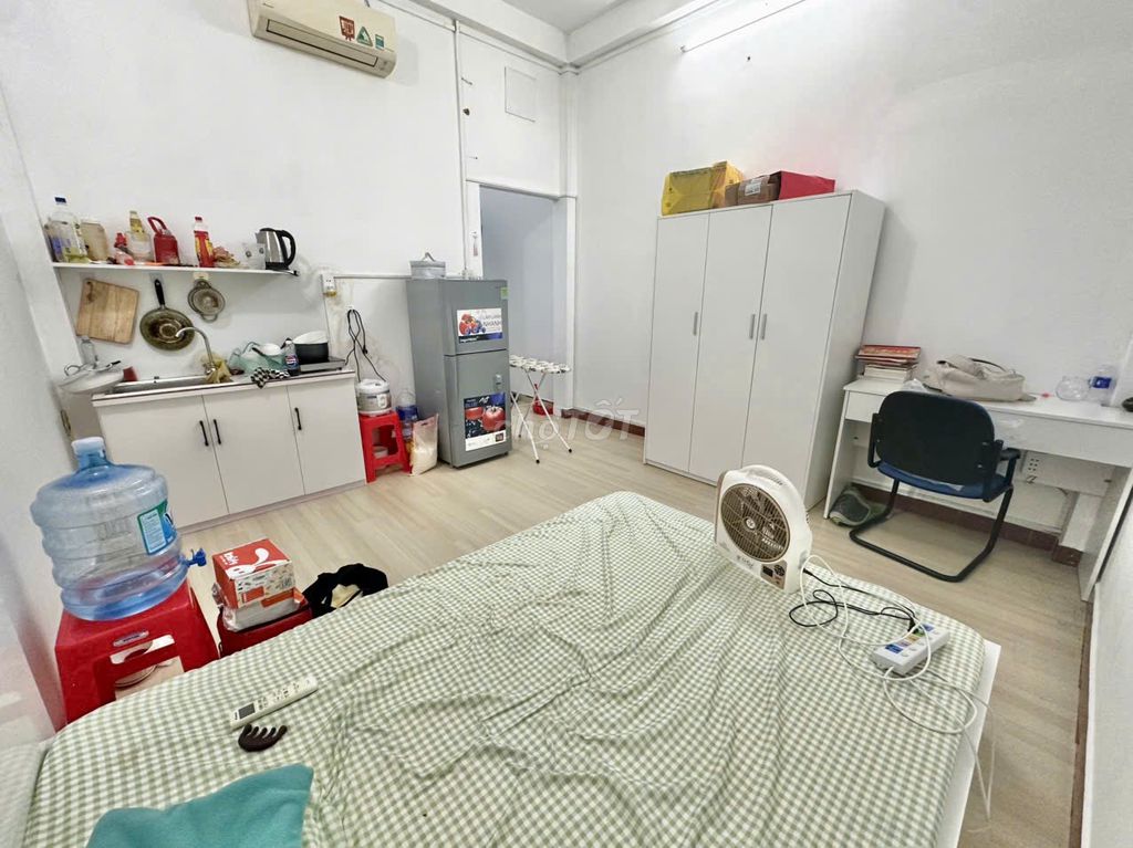 Đông Hồ entire interior room, 1801 8 Tân Bình just 4 million5