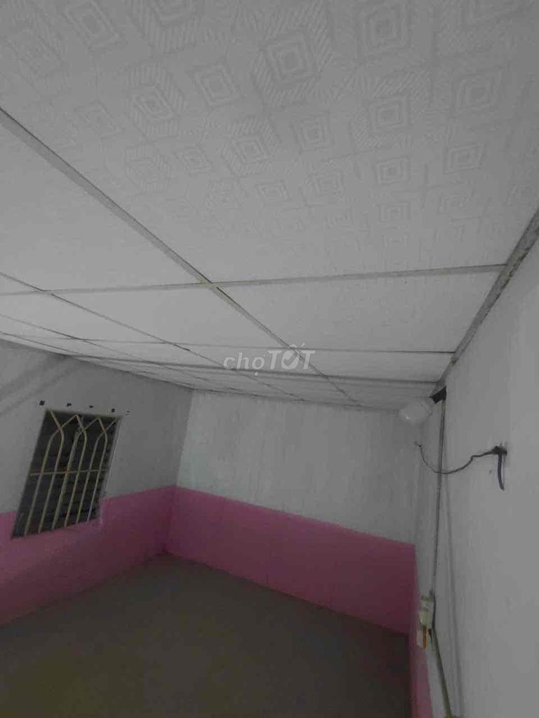 Rent room.