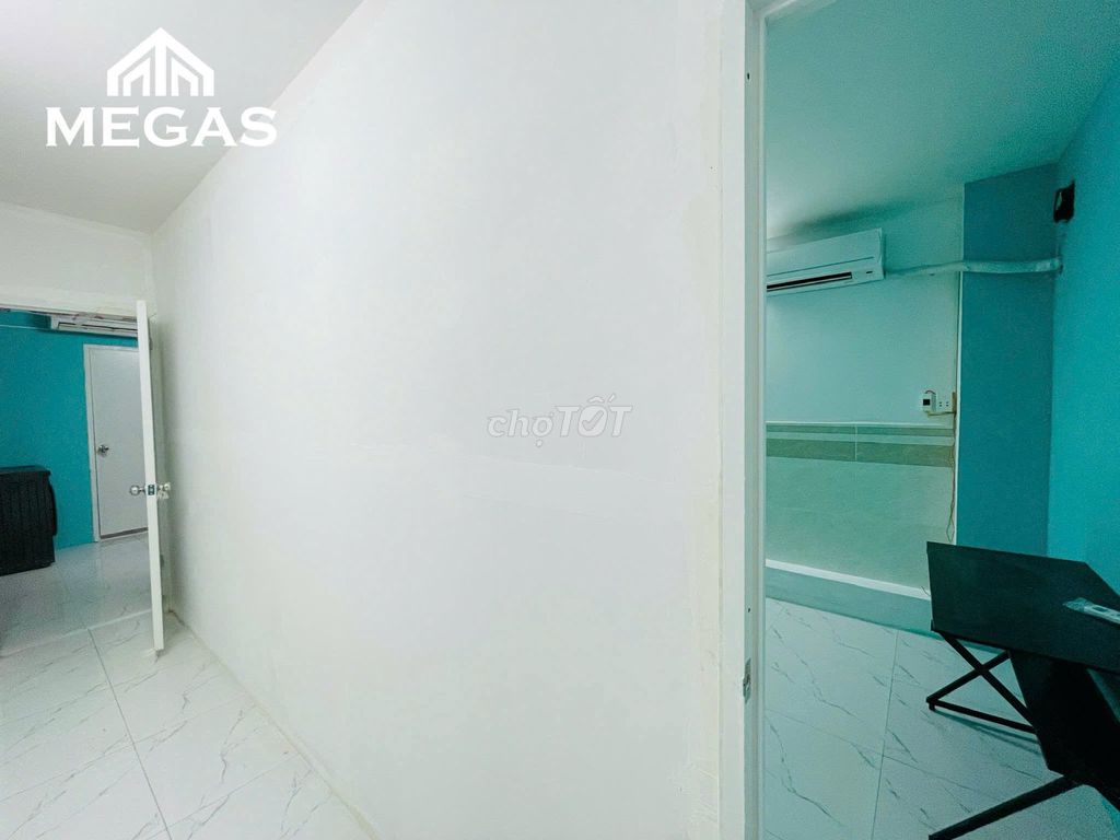 It's the studio-two bedrooms-- 40 M2- Tân Bình.