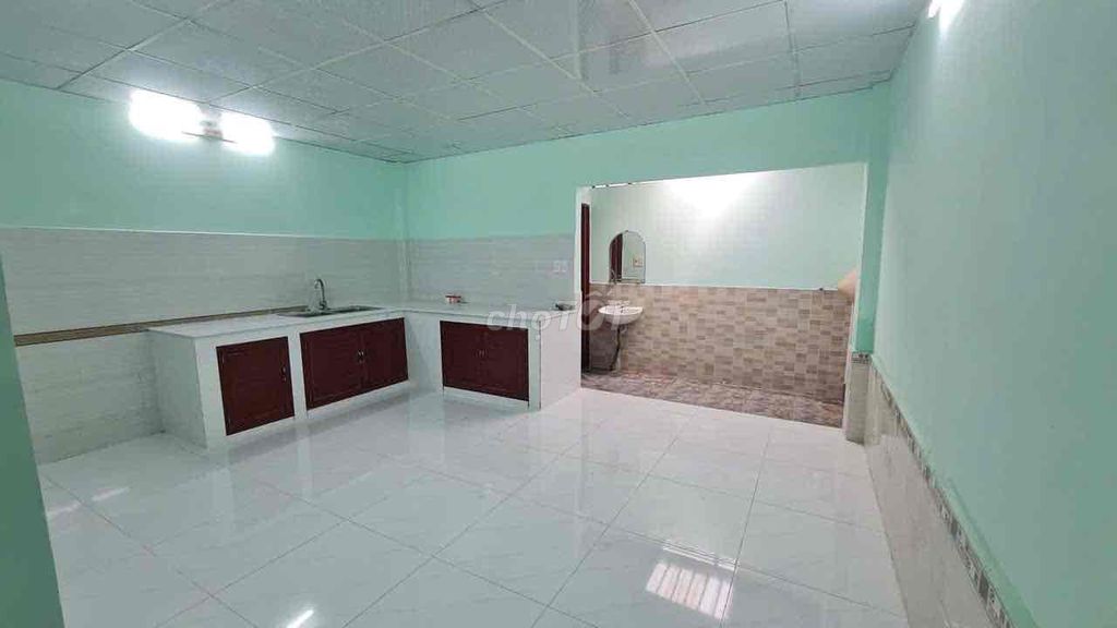 House 2 5 x 15 meters New Mountain Fix Huỳnh Tấn Phát P.Tân Phú District 7