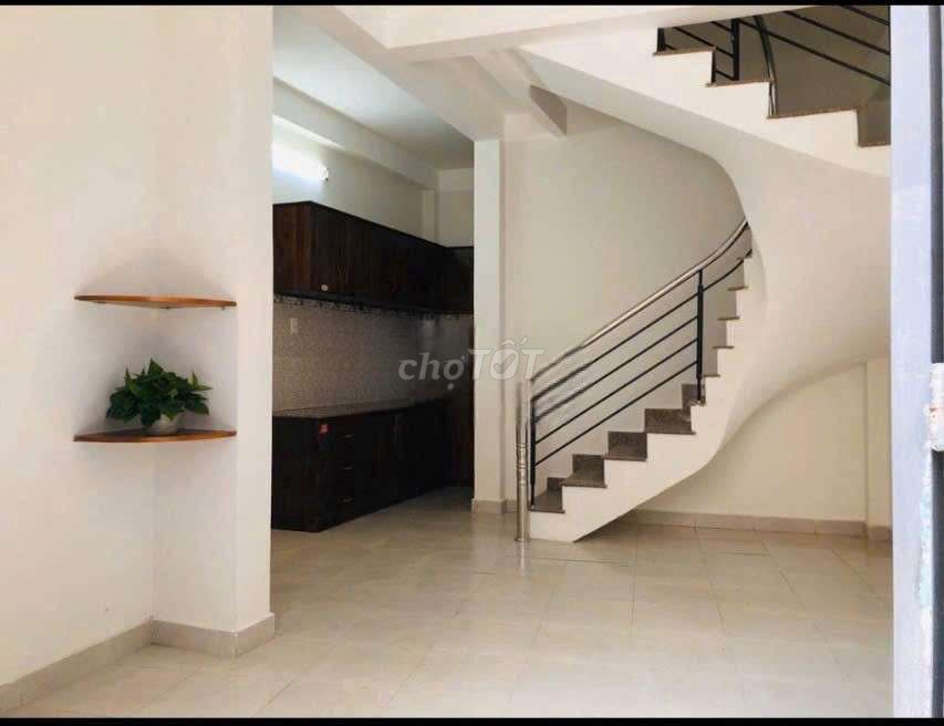 10 million-- 3 floors 2 bedroom-- Live lives, Bình Thạnh-- 3.8 x7 M