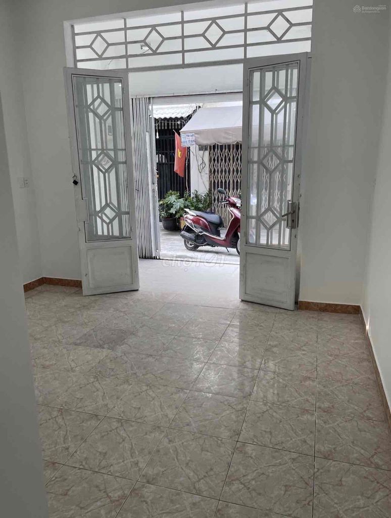 68 meters2, renting out the original two Lê Đức Thọ bedrooms, Gò Vấp 9.5 million.