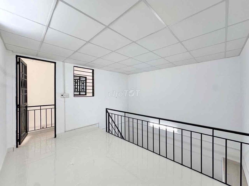 1 Mt. 1 is 35 m2 right here at AK Bình Tân, Bx West, near New Fun, District 6