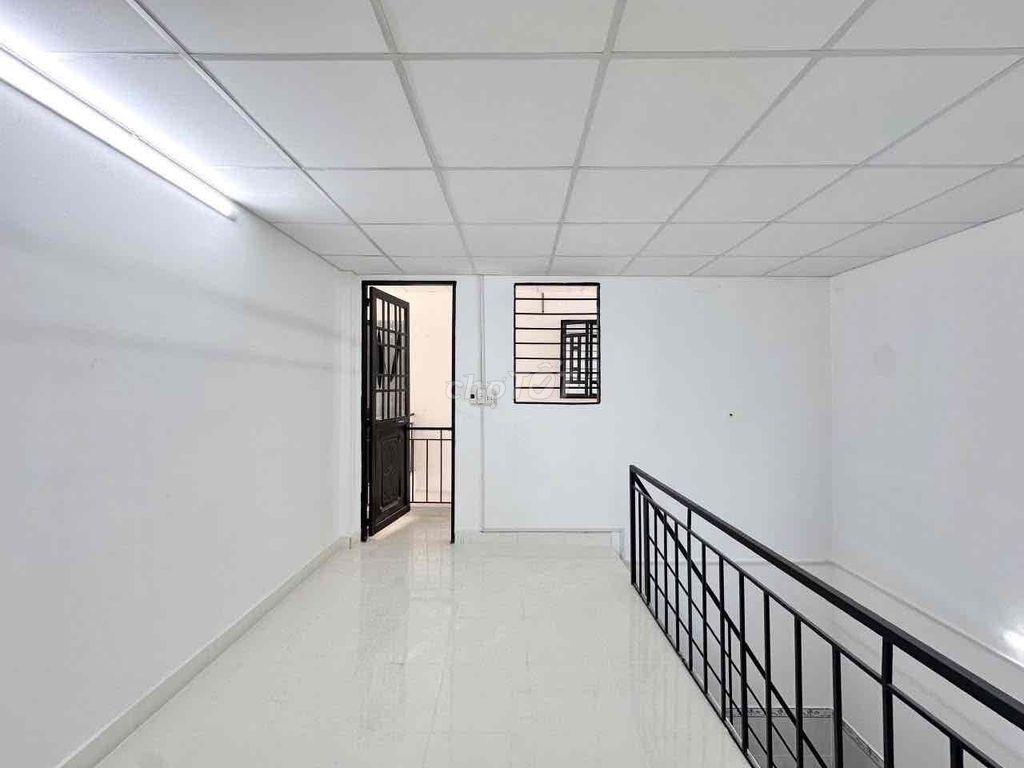 1 Mt. 1 is 35 m2 right here at AK Bình Tân, Bx West, near New Fun, District 6