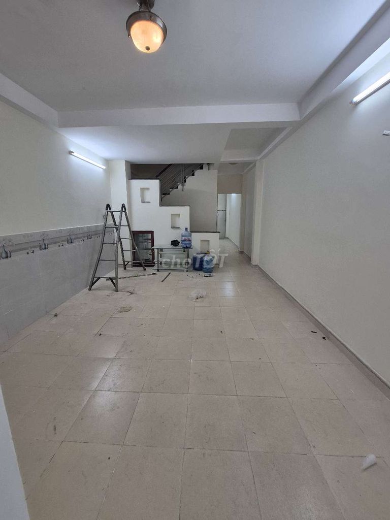 Rent 4 x 15 meters 3 bedroom 4 5 toilets 5 meters in the alley Tân Phú