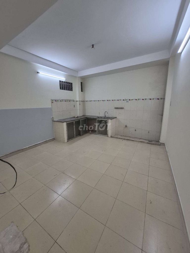 Rent 4 x 15 meters 3 bedroom 4 5 toilets 5 meters in the alley Tân Phú