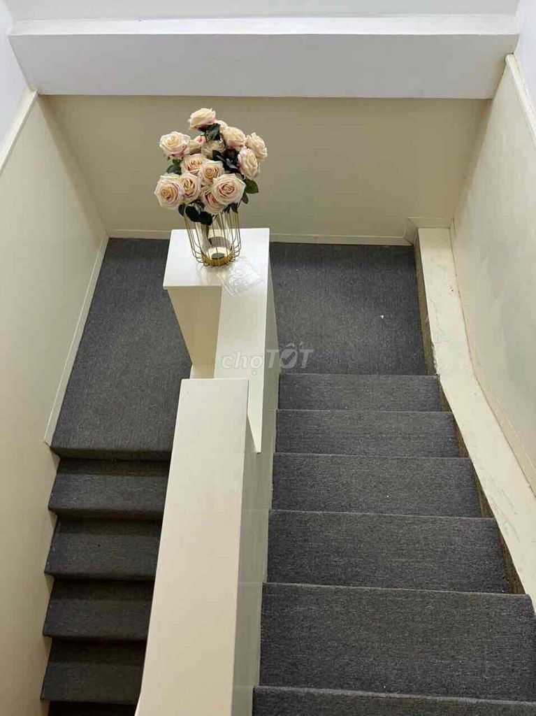 Rent a corner 2-1-1 A Đặng Văn Ngữ, Phú Nhuận free business