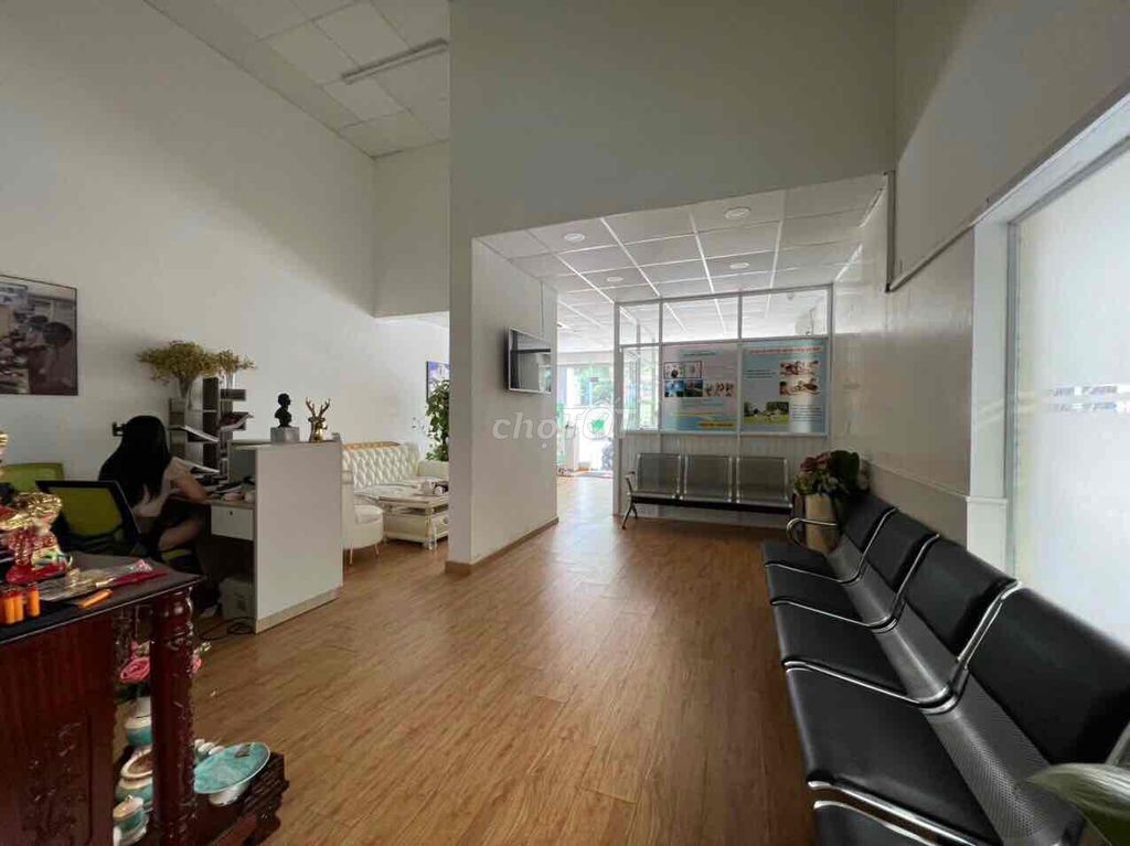 Rent a corner 2-1-1 A Đặng Văn Ngữ, Phú Nhuận free business