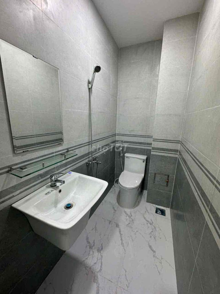 6 meters through 63 Gò Dầu x4 x16 m_3 sleeping rooms_3 bedrooms_SlX