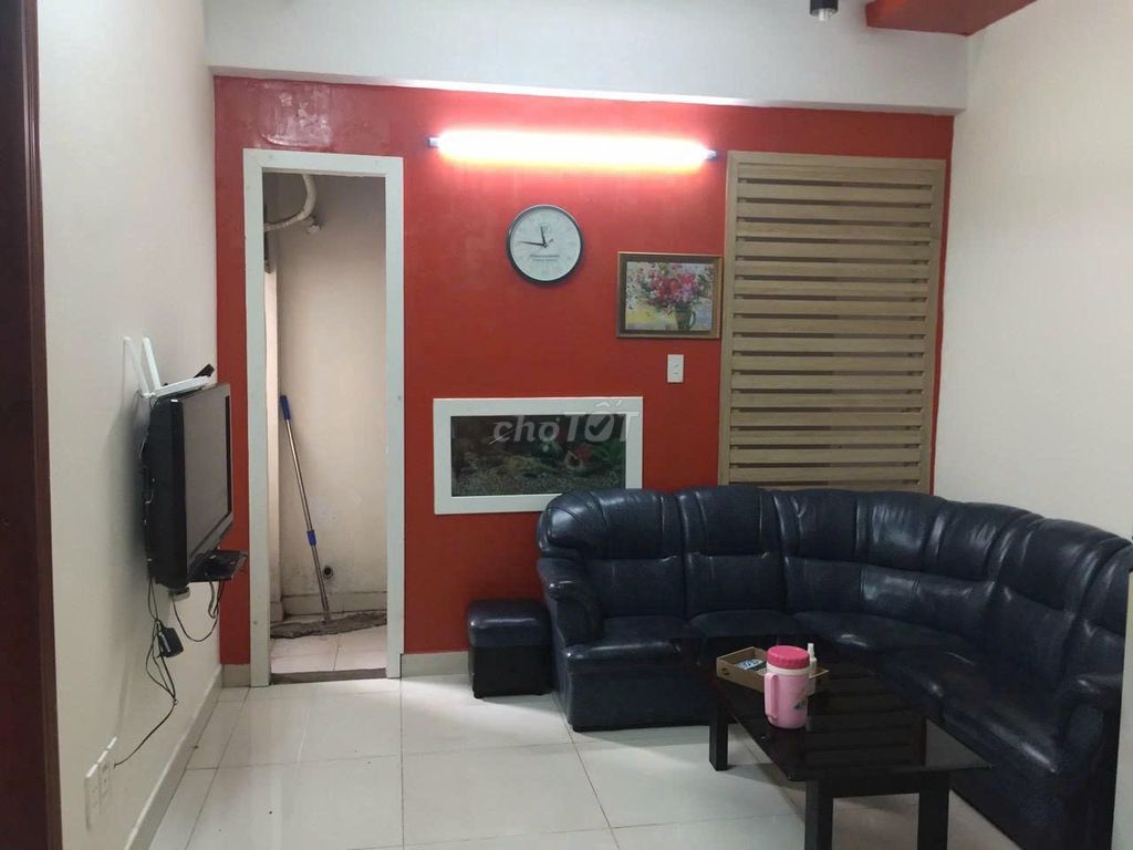 Rent Phú Thạnh apartments. A bathroom.