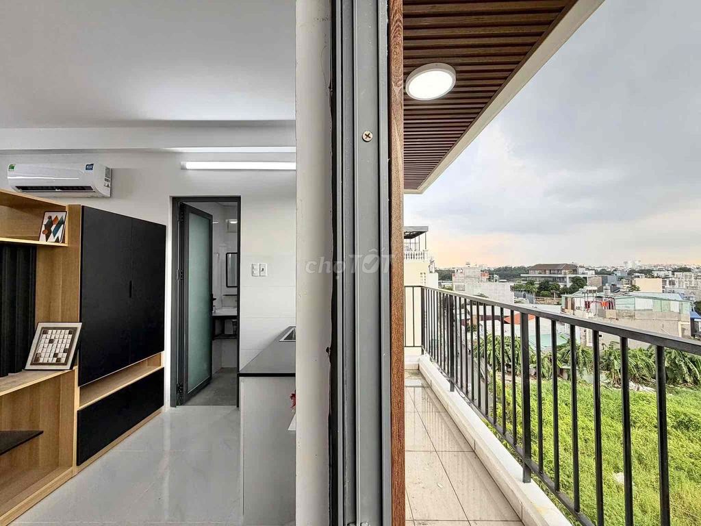 The light-rich apartment Full-Band-Channel near ubnd District 2 in charge