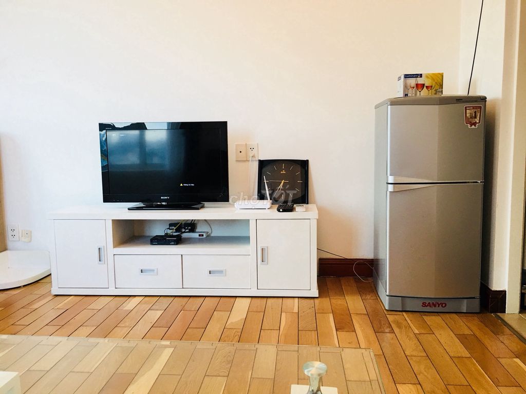New Morning Internal Corner