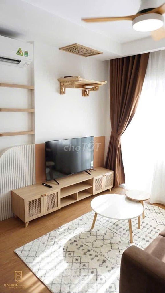 Rent the two bedrooms full of furniture for only nine million high-end furniture.