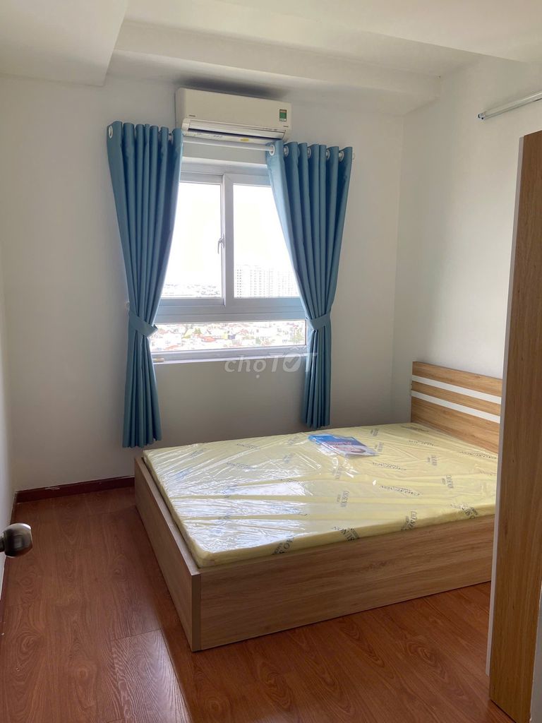 Rent the two bedrooms full of furniture for only nine million high-end furniture.
