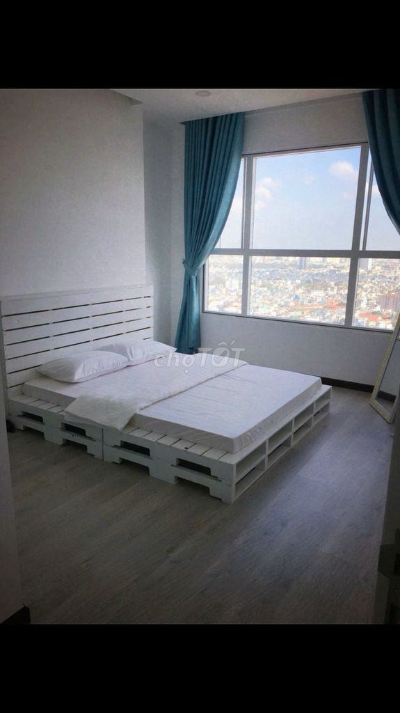 Need to rent a Lucky Palace apartment, 50 Phan Văn Khỏe.